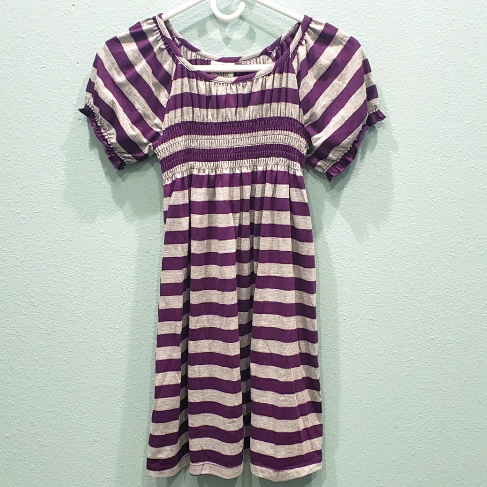 Adorable Girls Jersey Peasant Dress, Size Large